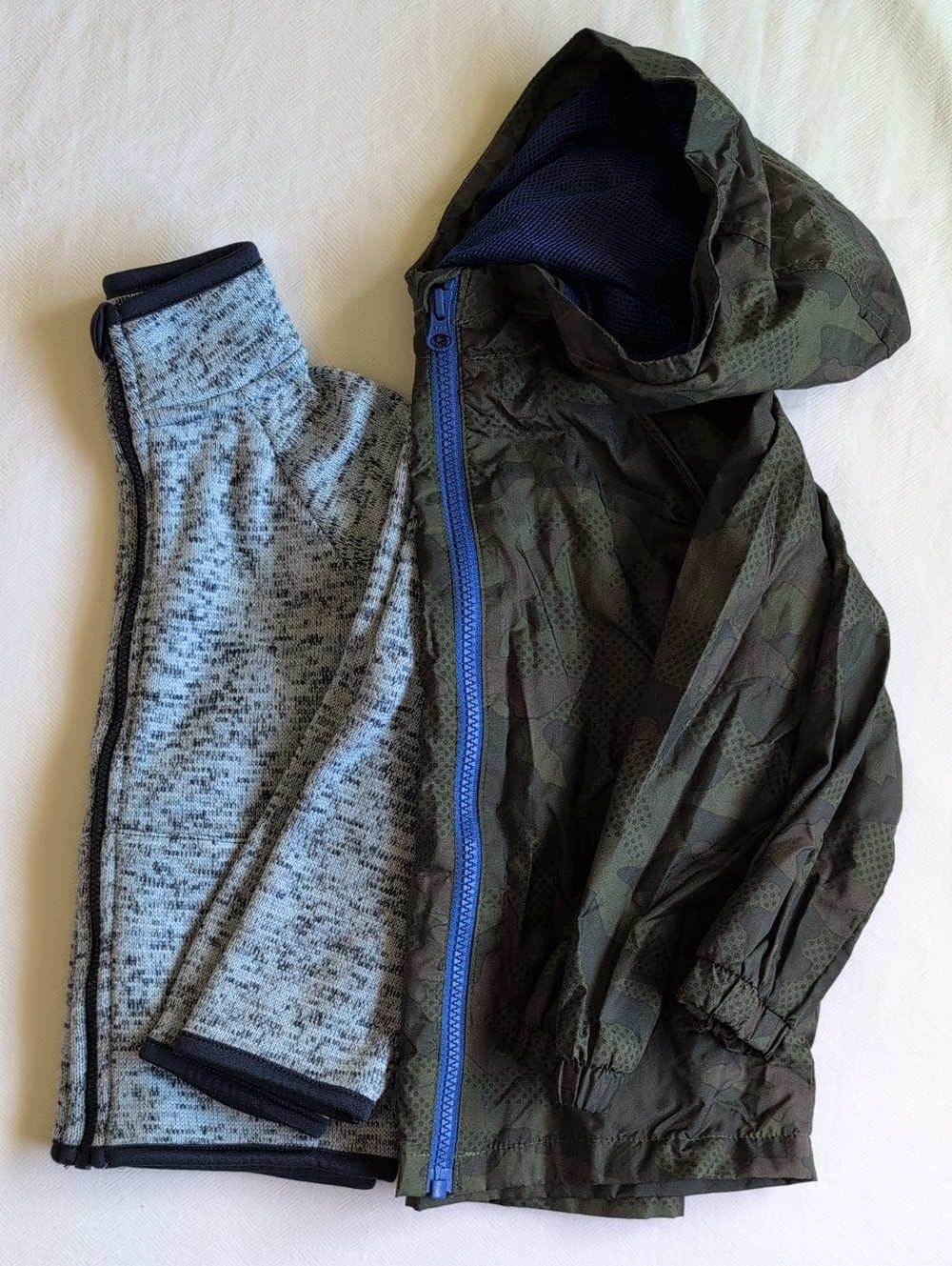 Size 3T Joe Fresh Boys Active Fall Jacket Layering Bundle - Windbreaker & Fleece